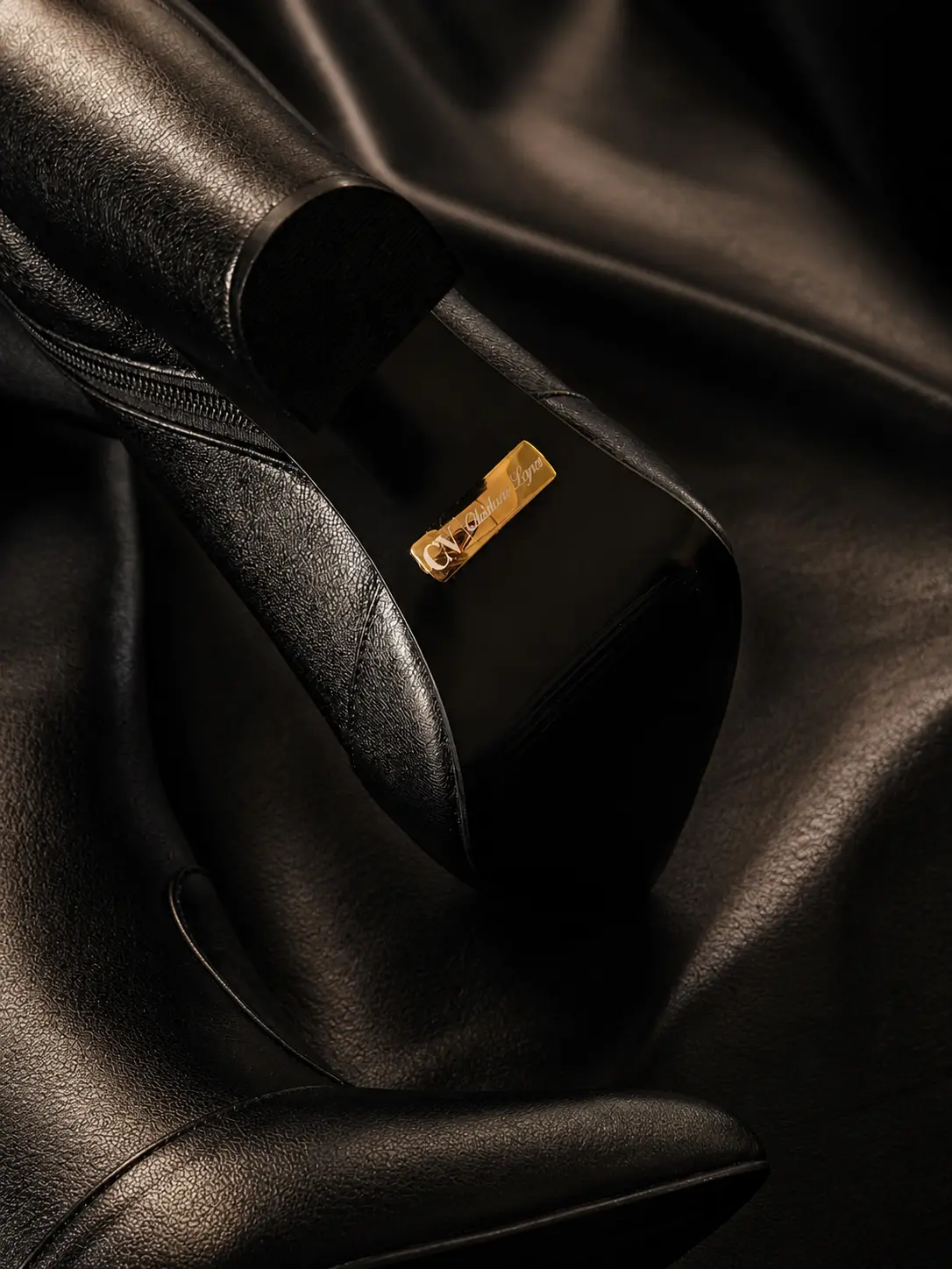 Assinatura CV com exclusividade em ouro